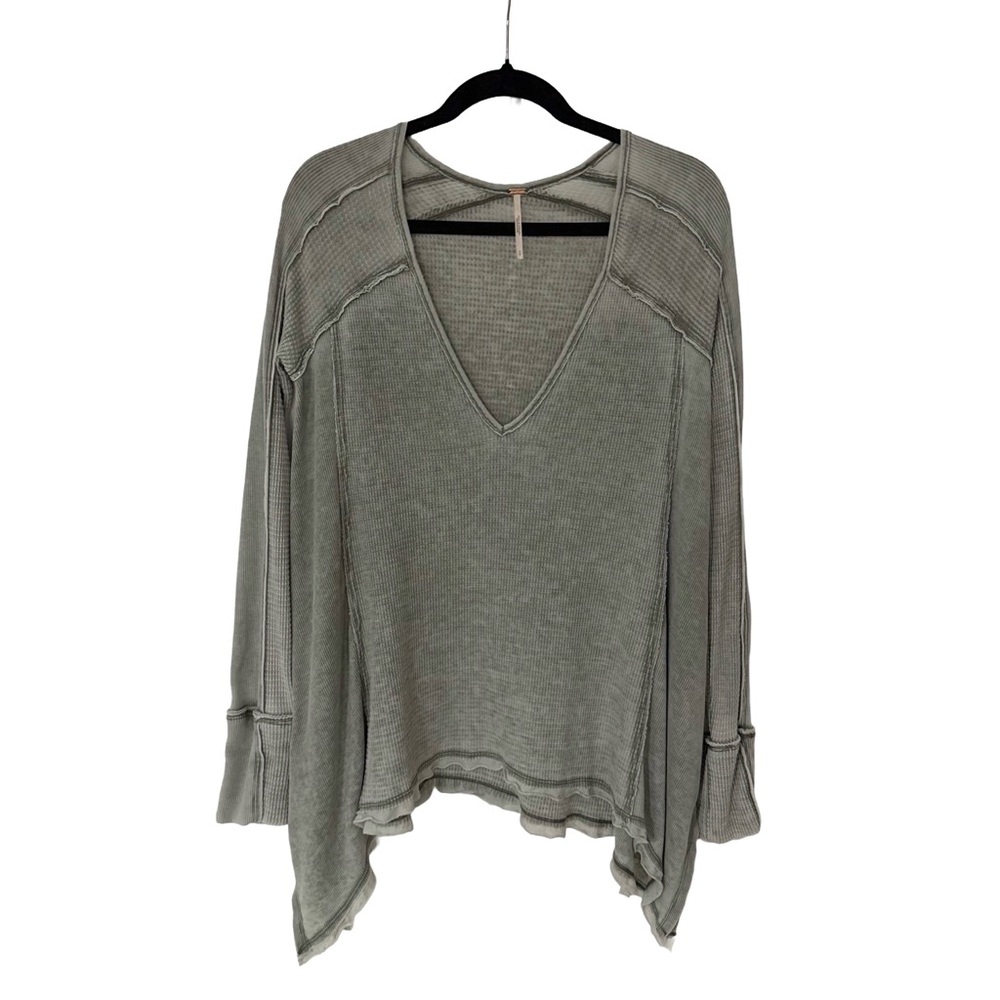 Free People Washed Olive Green Waffle Knit Over-sized Long Sleeve V-Neck | Small